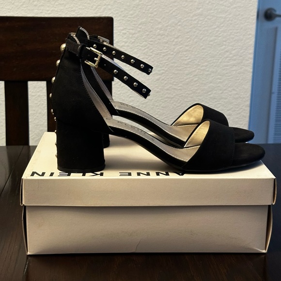 Anne Klein Sandal - Picture 7 of 7